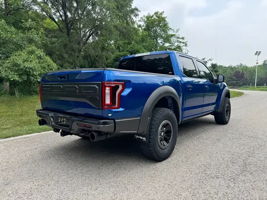Ford F-150 Raptor