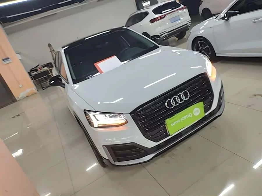 Audi Q2L