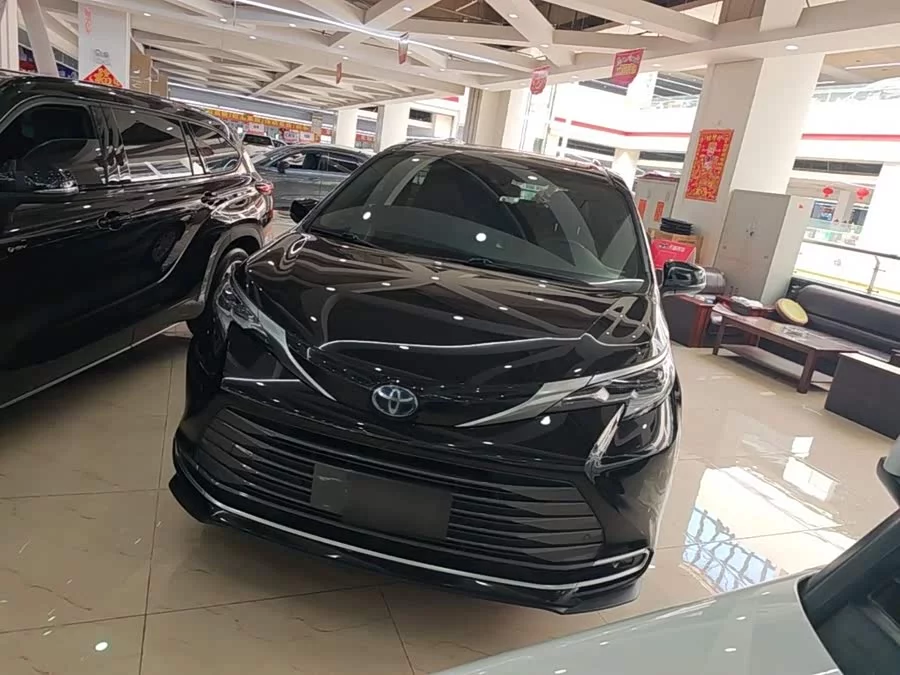 Toyota SIENNA