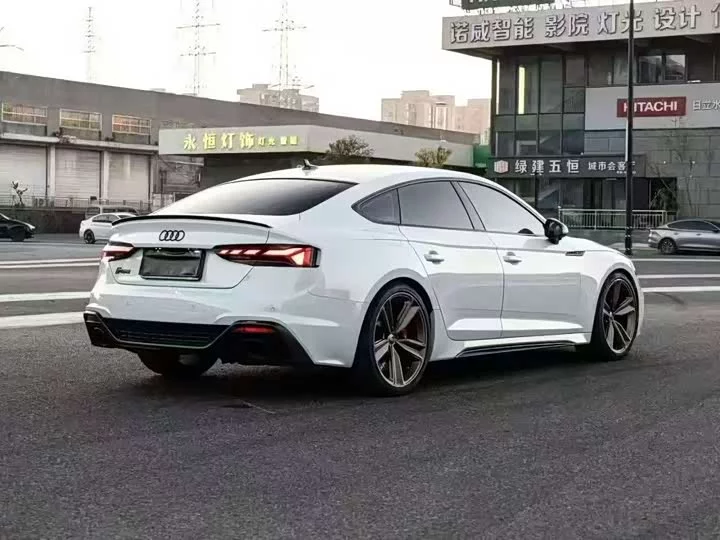 Audi RS 5