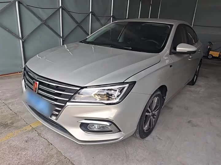 Roewe i5