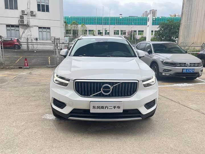Volvo XC40