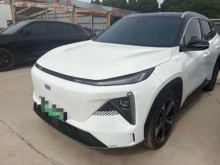 Geely Galaxy L7