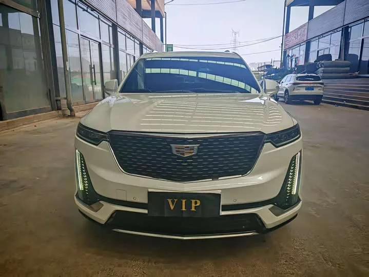 Cadillac XT6