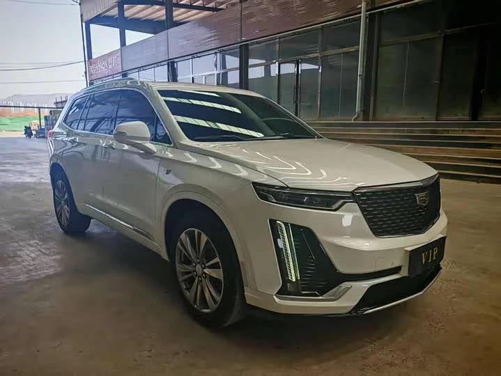 Cadillac XT6