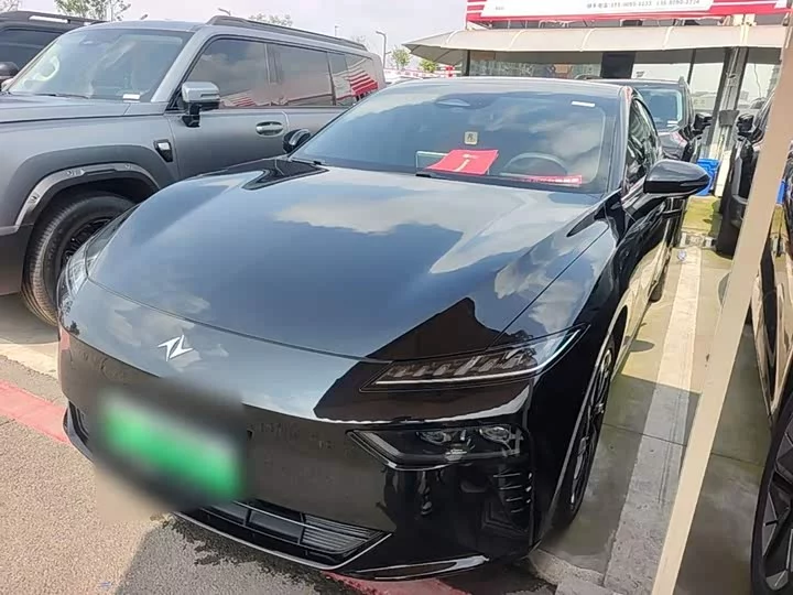 Dongfeng eπ007