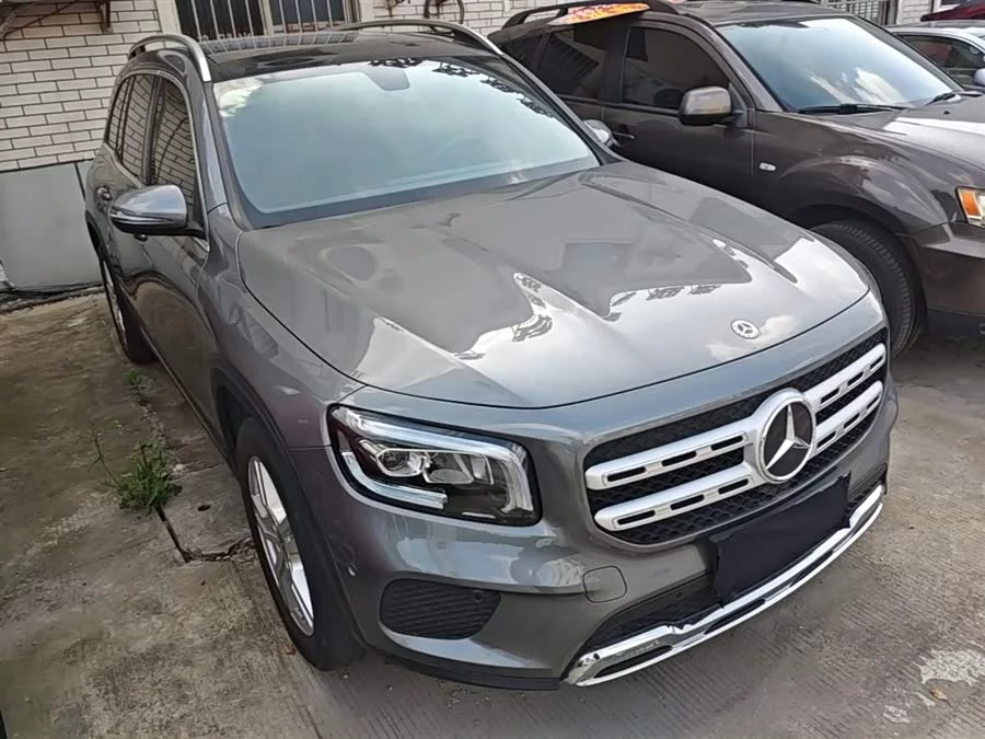 Mercedes Benz GLB