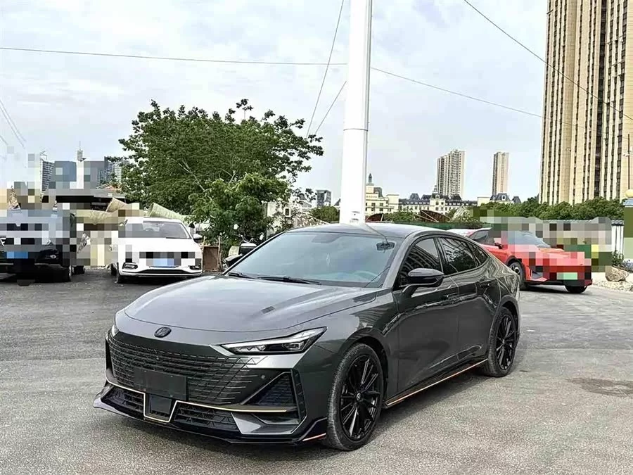 Changan UNI-V