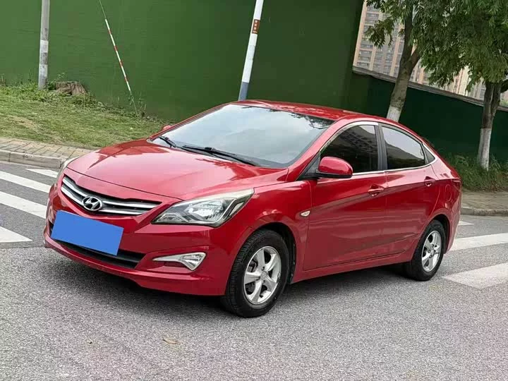 Hyundai Rena