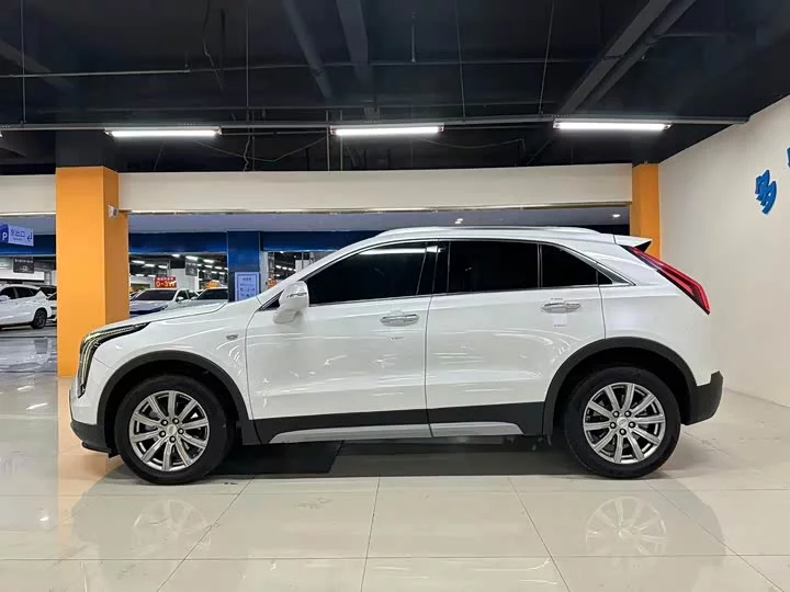 Cadillac XT4