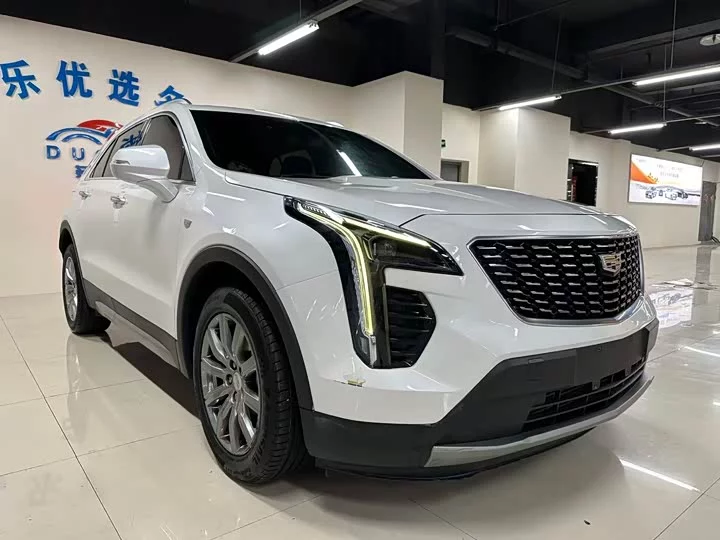 Cadillac XT4