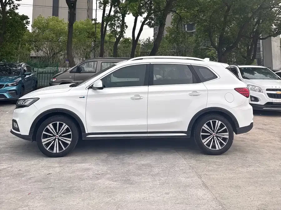 Roewe RX5
