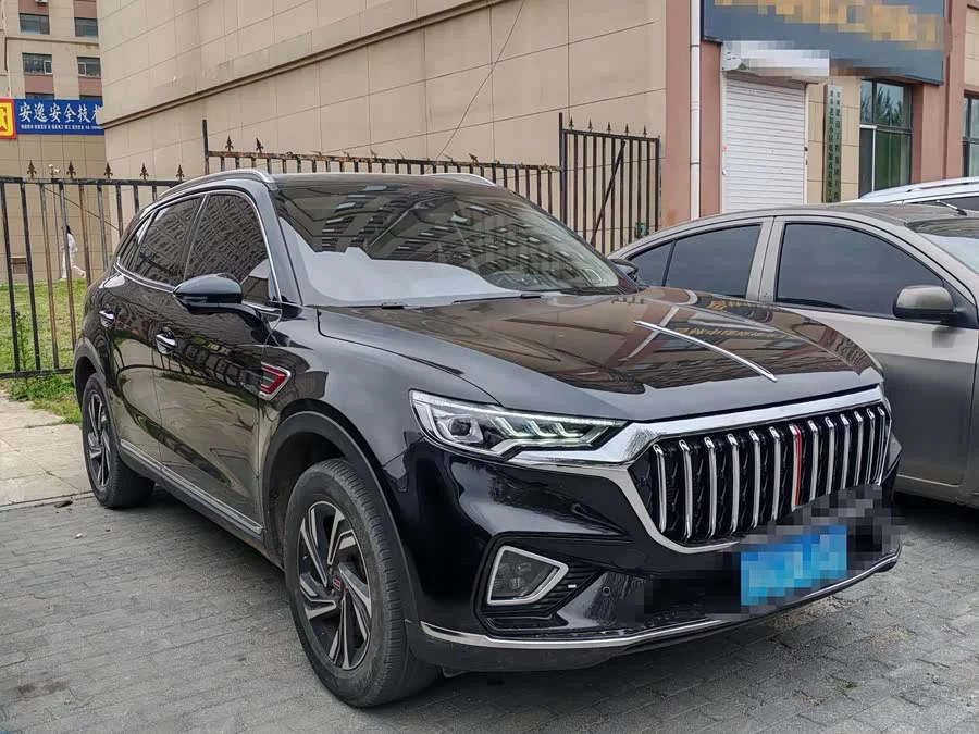 Hongqi HS5