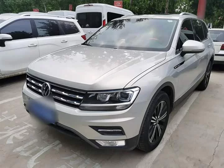 Volkswagen Tiguan L