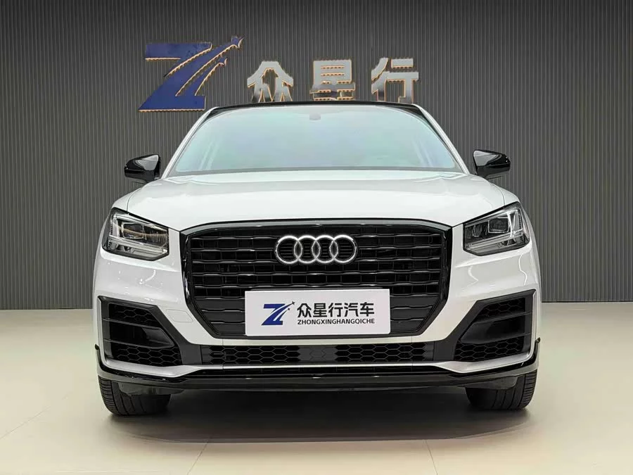 Audi Q2L