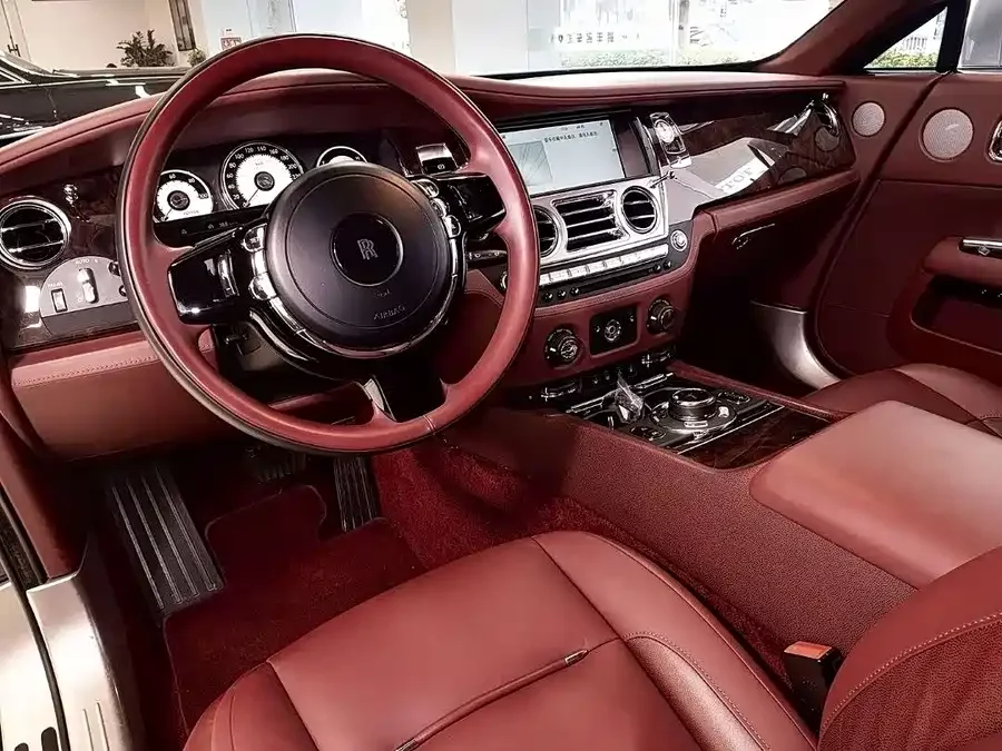 Rolls-Royce Phantom