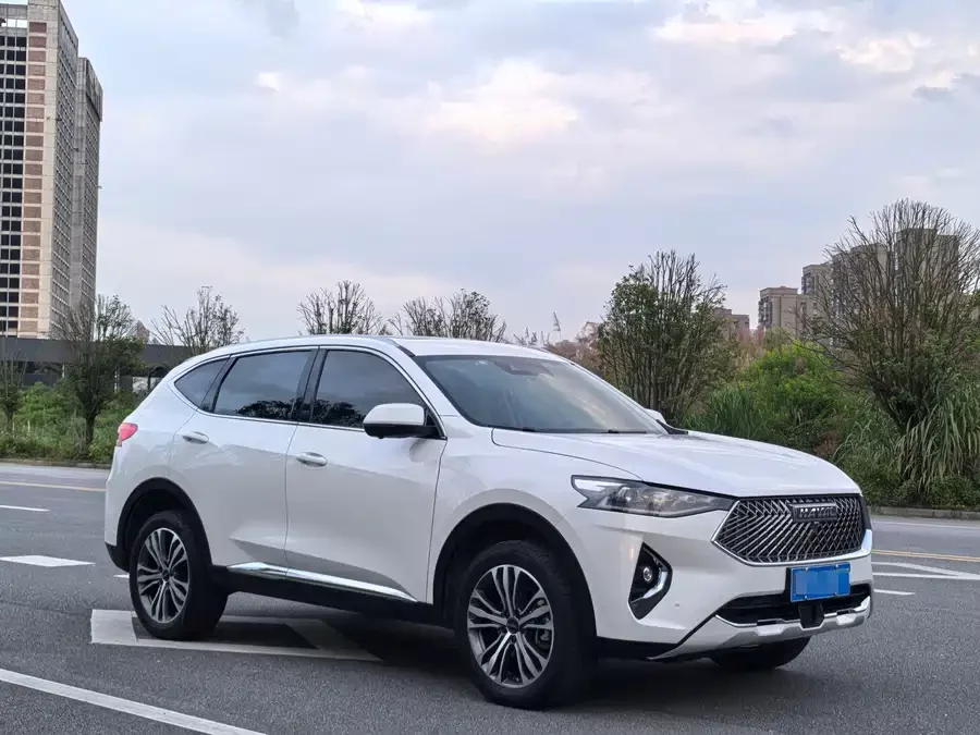Haval F7