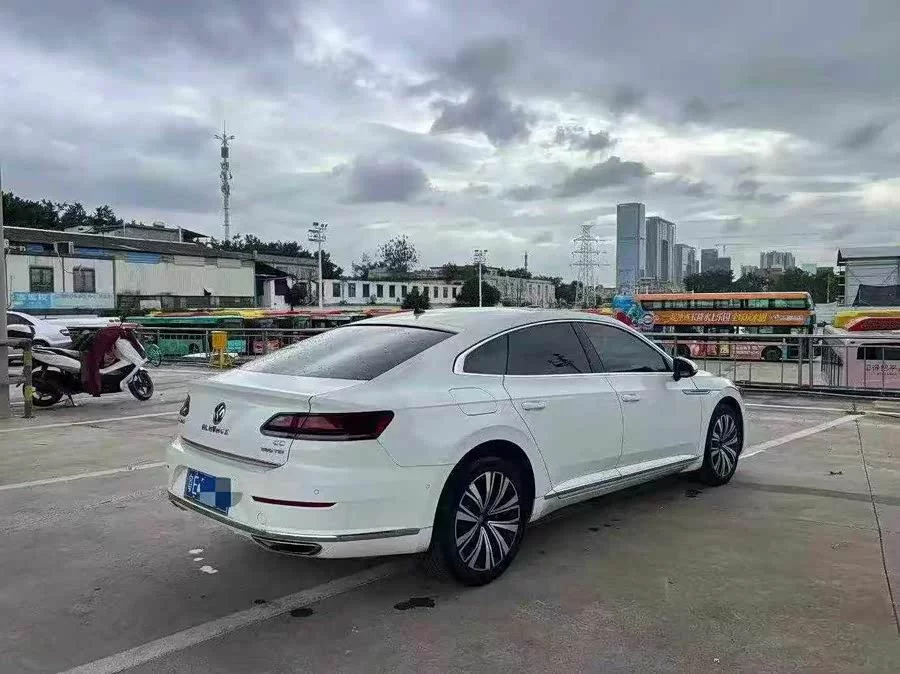 Volkswagen FAW- CC