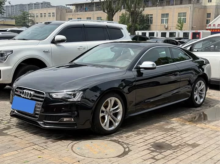Audi S5