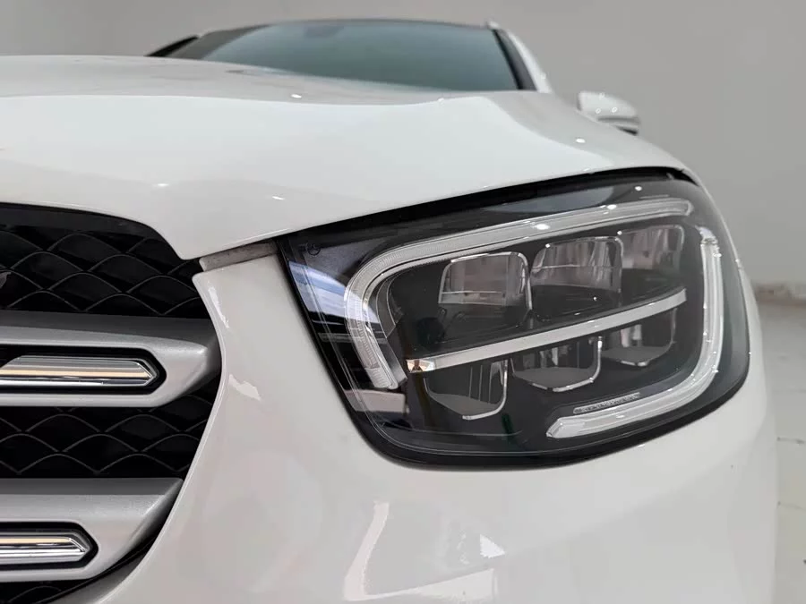 Mercedes Benz GLC