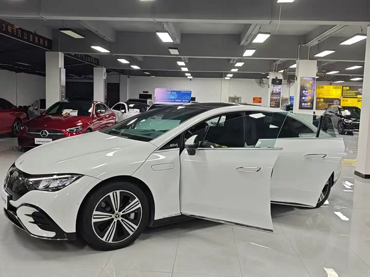 Mercedes-Benz EQE