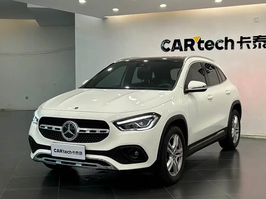 Mercedes Benz GLA