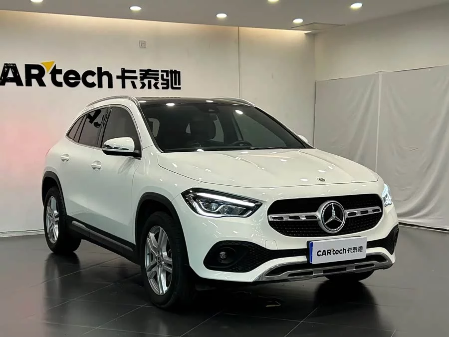 Mercedes Benz GLA