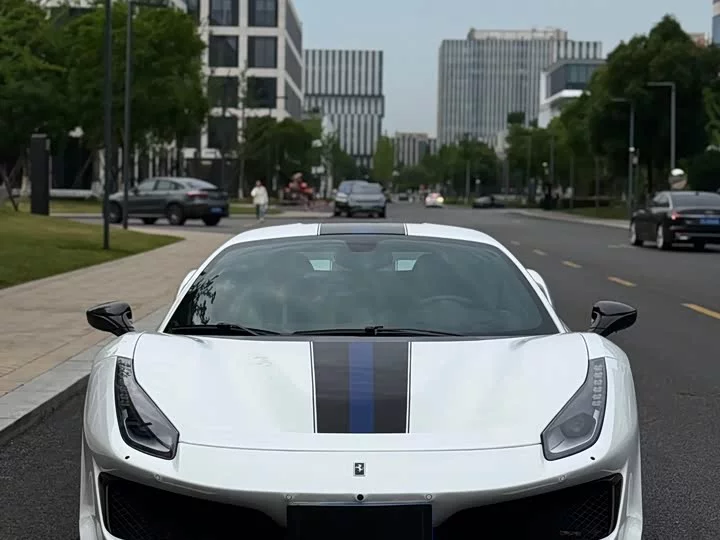 ferrari 488