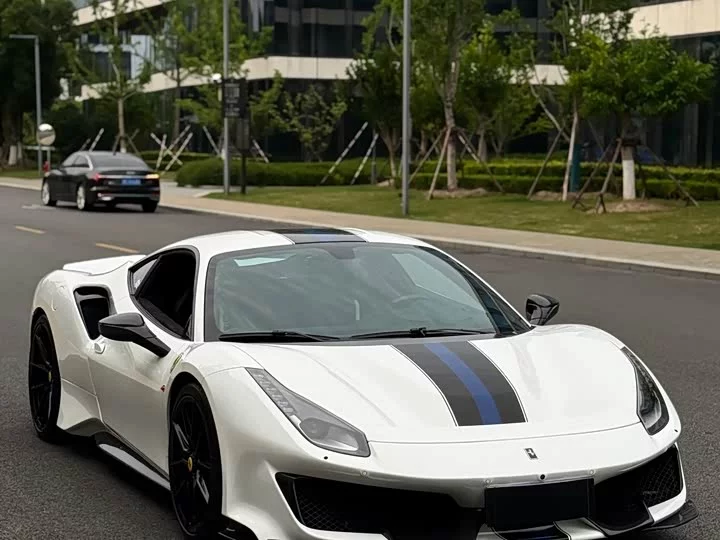 ferrari 488