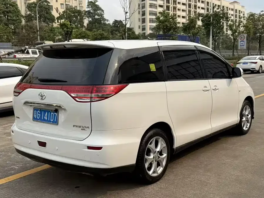 Toyota Previa