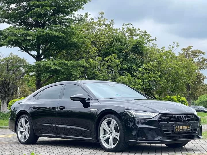 Audi A7L