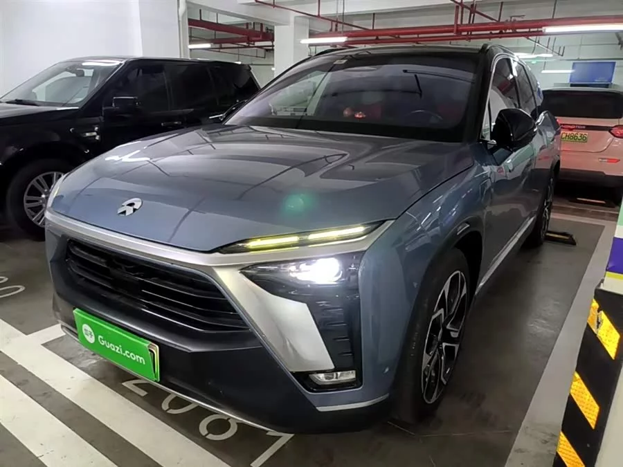 NIO ES8