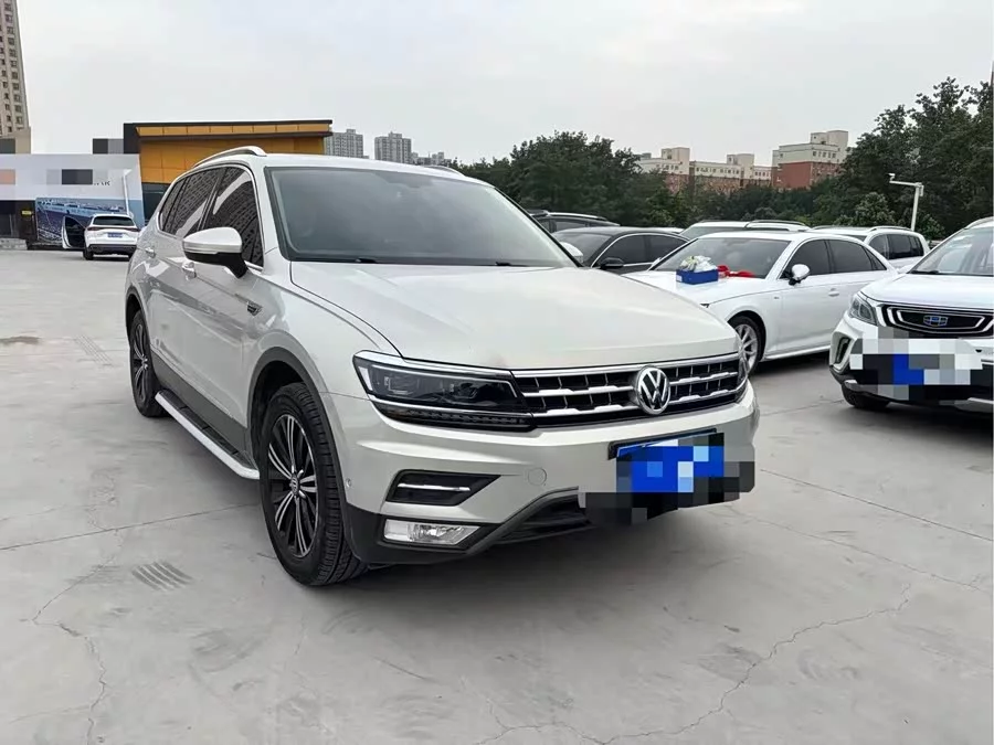 Volkswagen Tiguan L