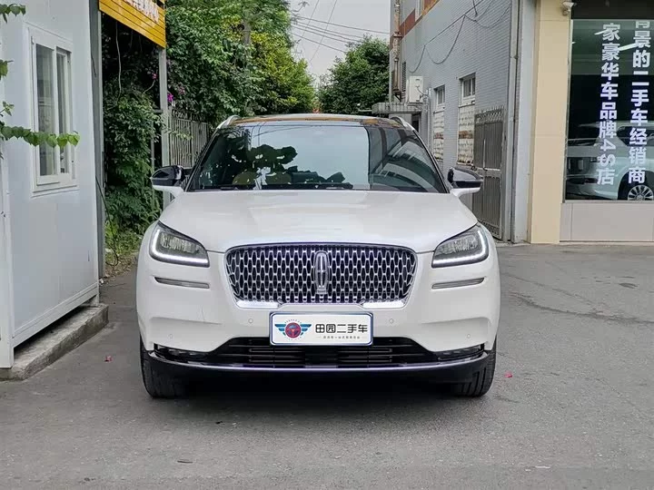 Lincoln adventurer