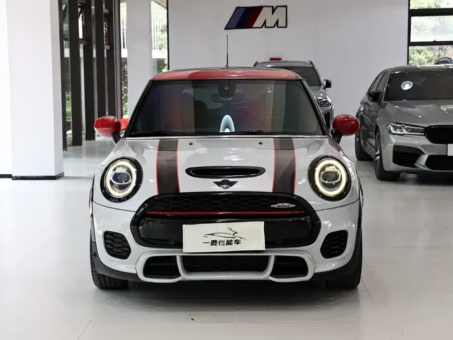 MINI JCW