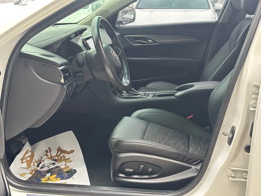 Cadillac ATS-L