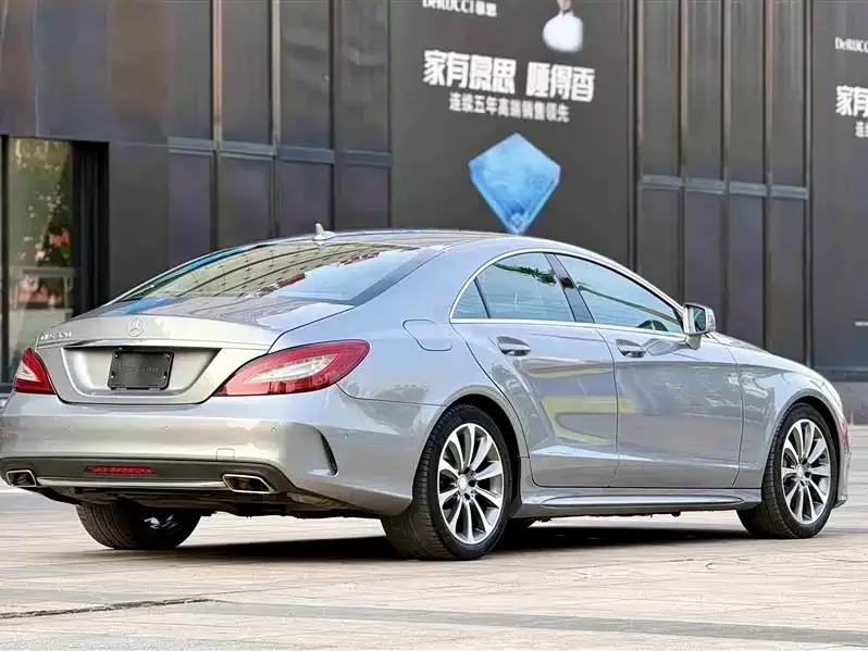 Mercedes Benz CLS