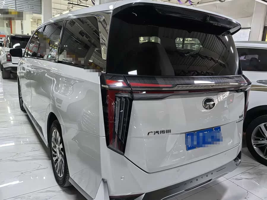 GAC Trumpchi M8
