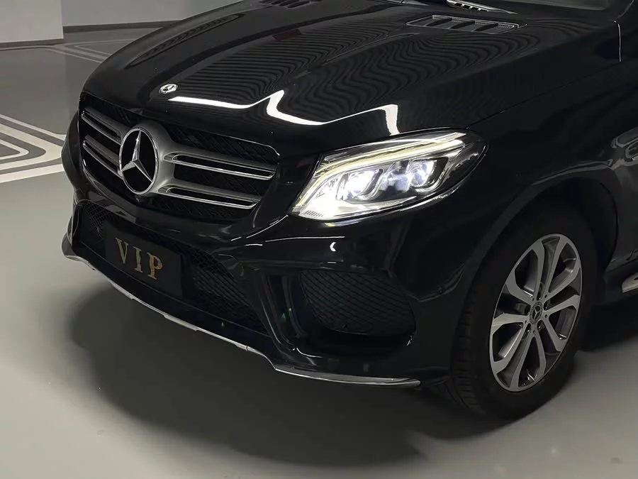 Mercedes Benz GLE (Imported)