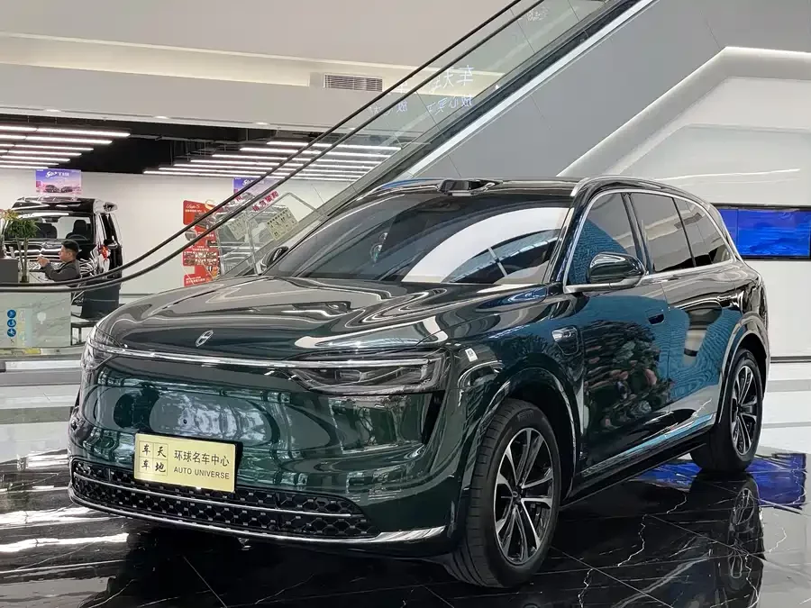 AITO Wenjie M7