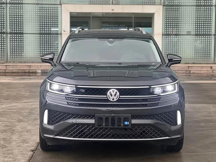 Volkswagen patrol