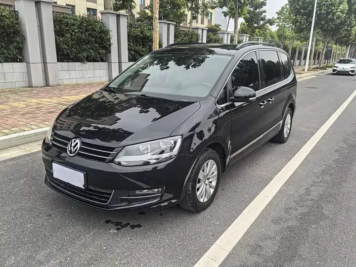 Volkswagen Sharon