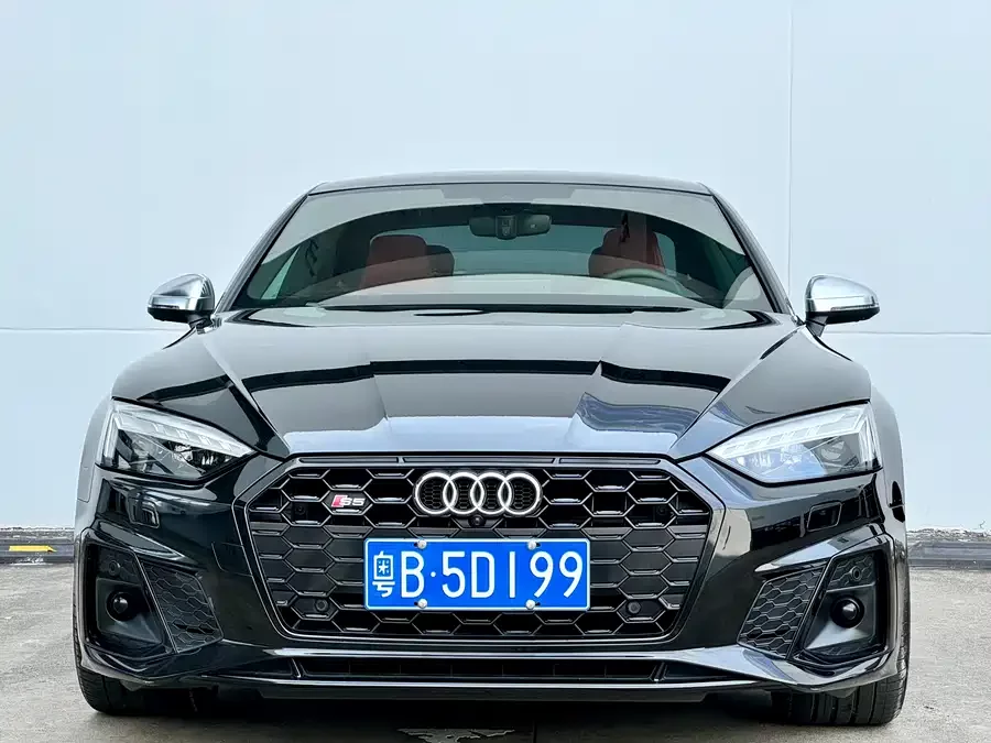 Audi S5
