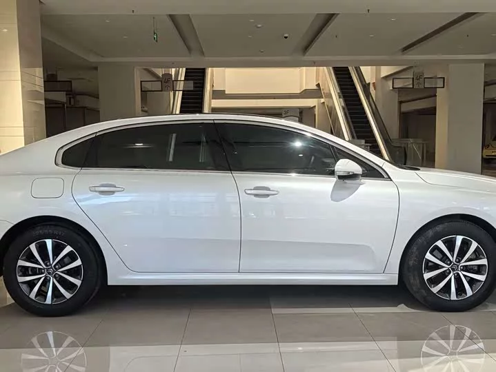Citroën C6