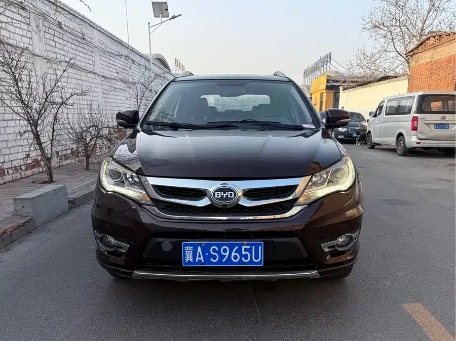 BYD S7