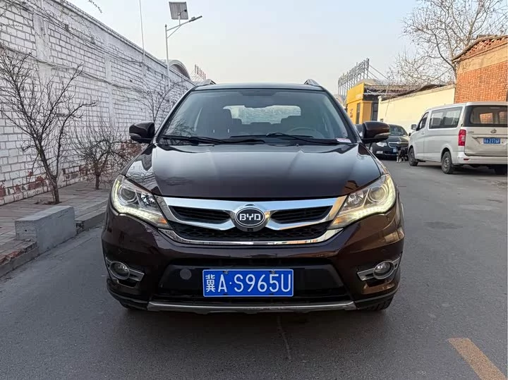 BYD S7