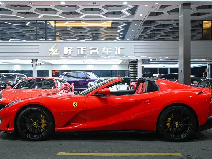 ferrari 812