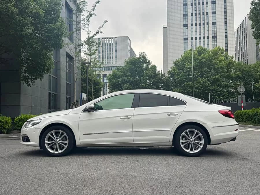 Volkswagen FAW- CC
