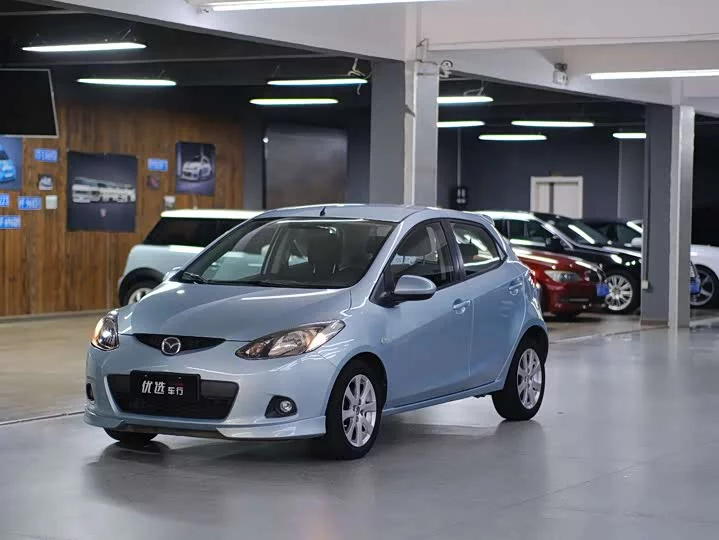 Mazda 2