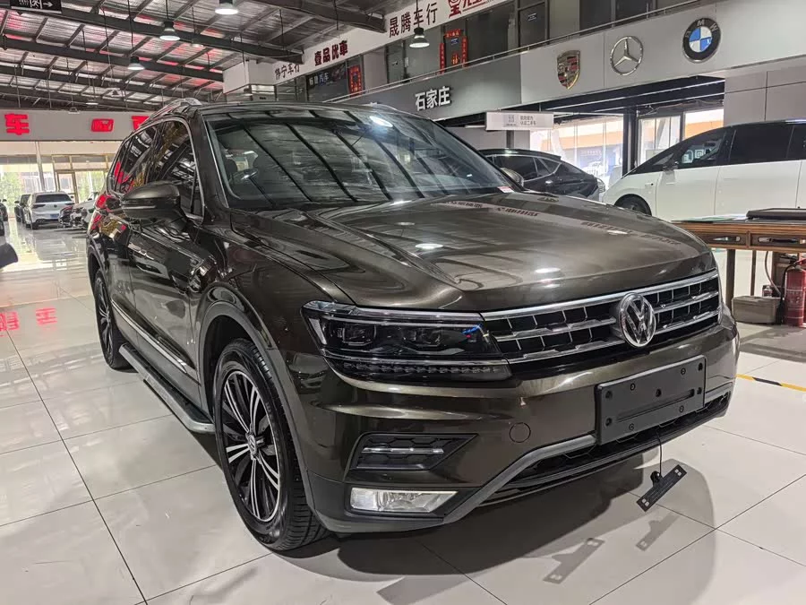 Volkswagen Tiguan L
